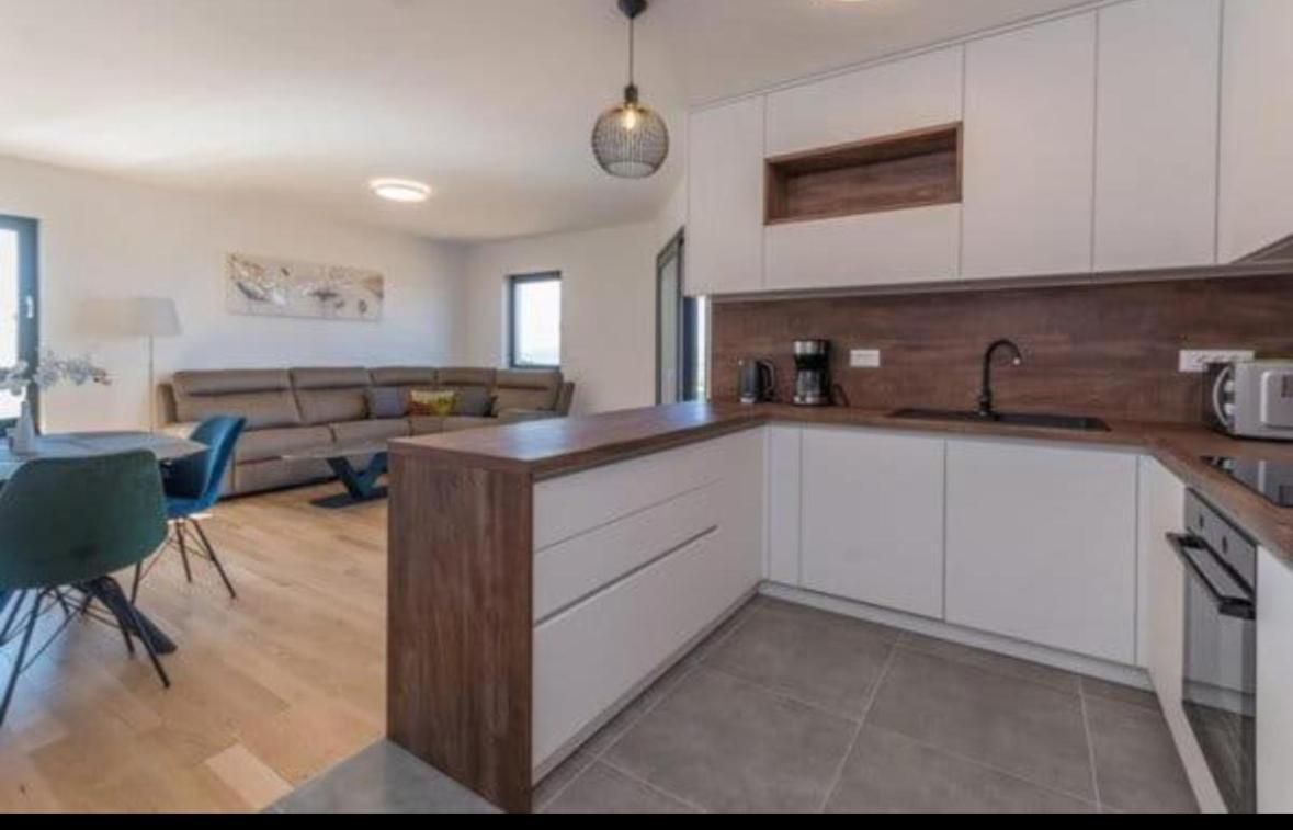 Dvj Apartments Биоград-на-Мору Экстерьер фото